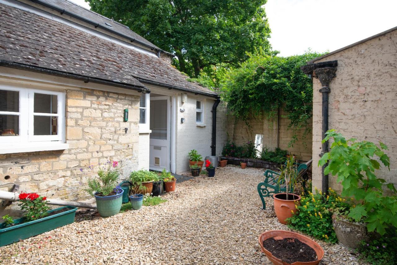 The Courtyard Cirencester Dış mekan fotoğraf